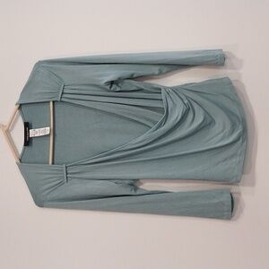 632 Jones New York stretch long sleeve blouse